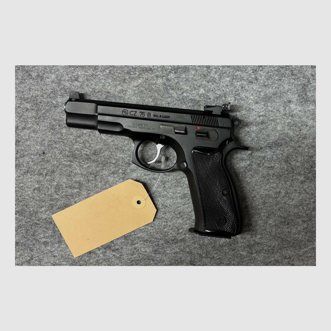 Brünner Weapons Works Mod. 75 9mm Luger