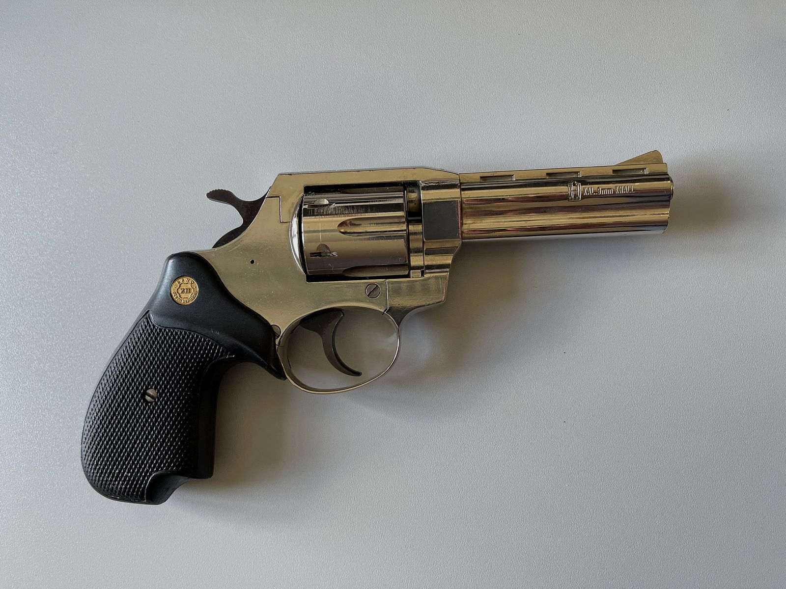Holek Revolver Model 040, 4“ ALFA-PROJ Vernickelt