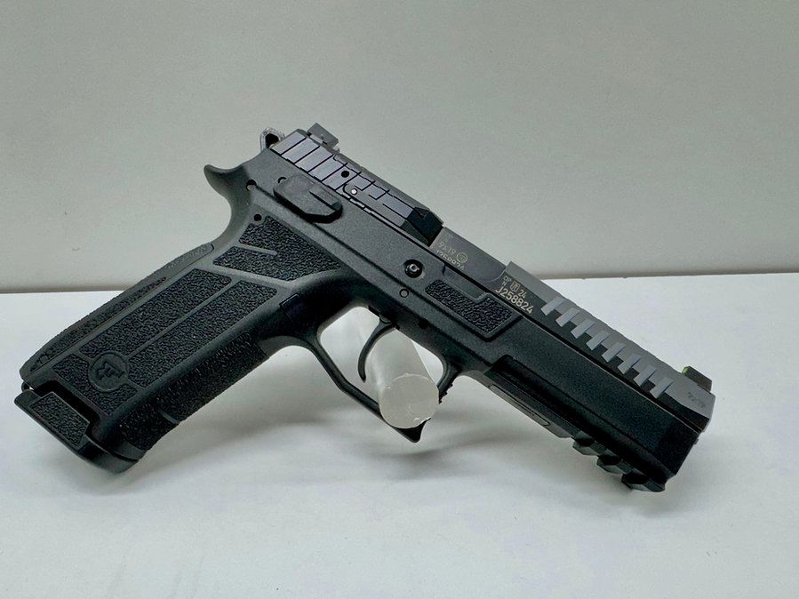 Pistolet CZ P-09 F Nocturne, image 6 sur 10