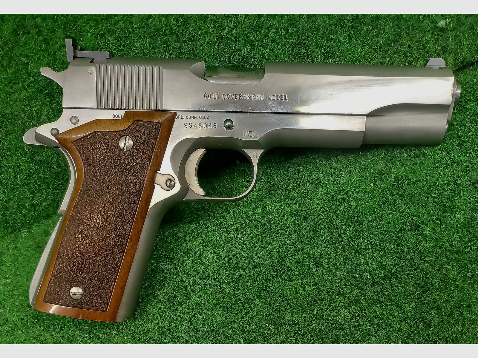 Colt Government MKIV in stainless steel, caliber .45 ACP