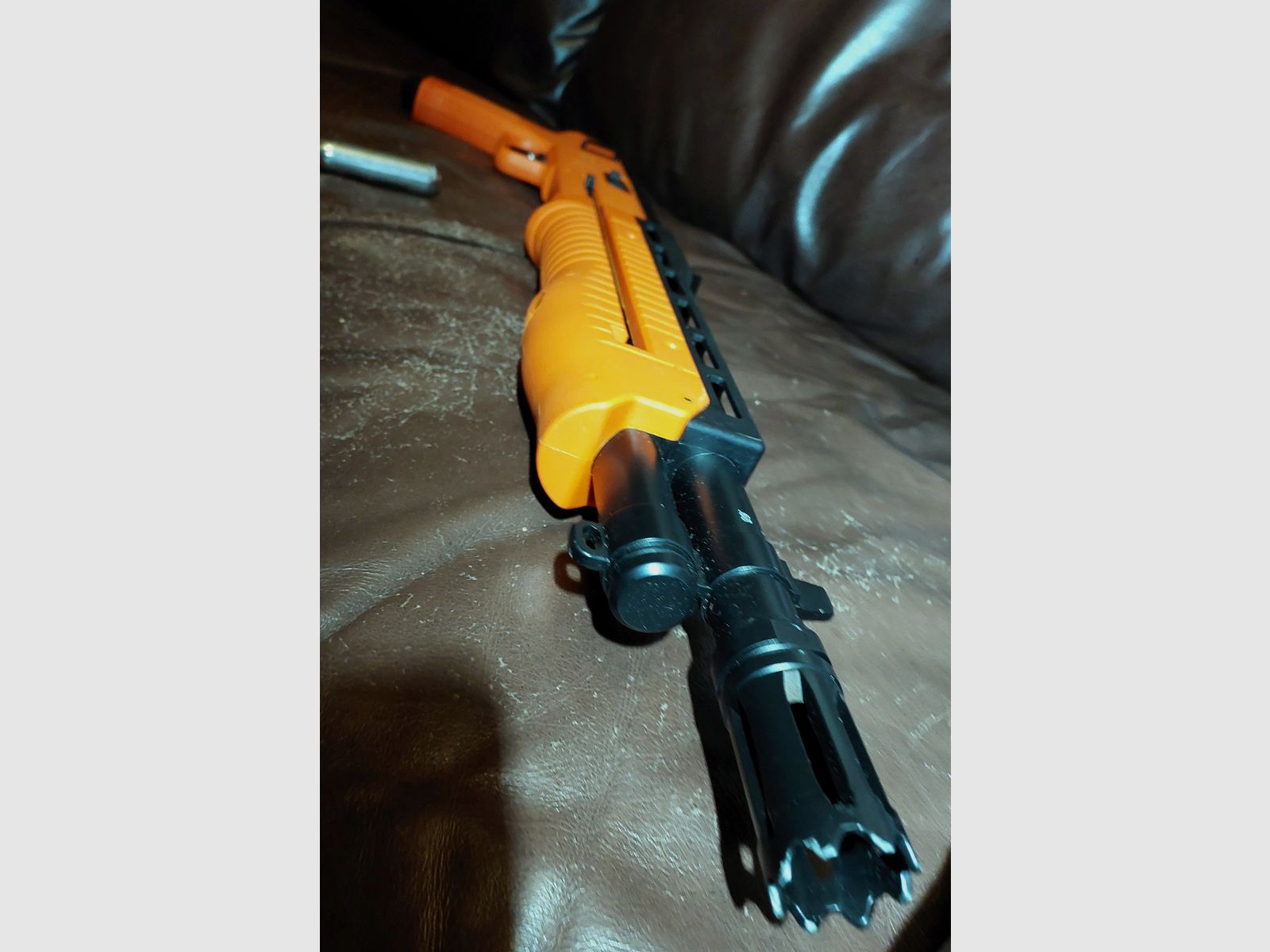 T4E Umarex  HDB 68 CO2-RAM Shotgun Kal. .68 orange/schwarz 