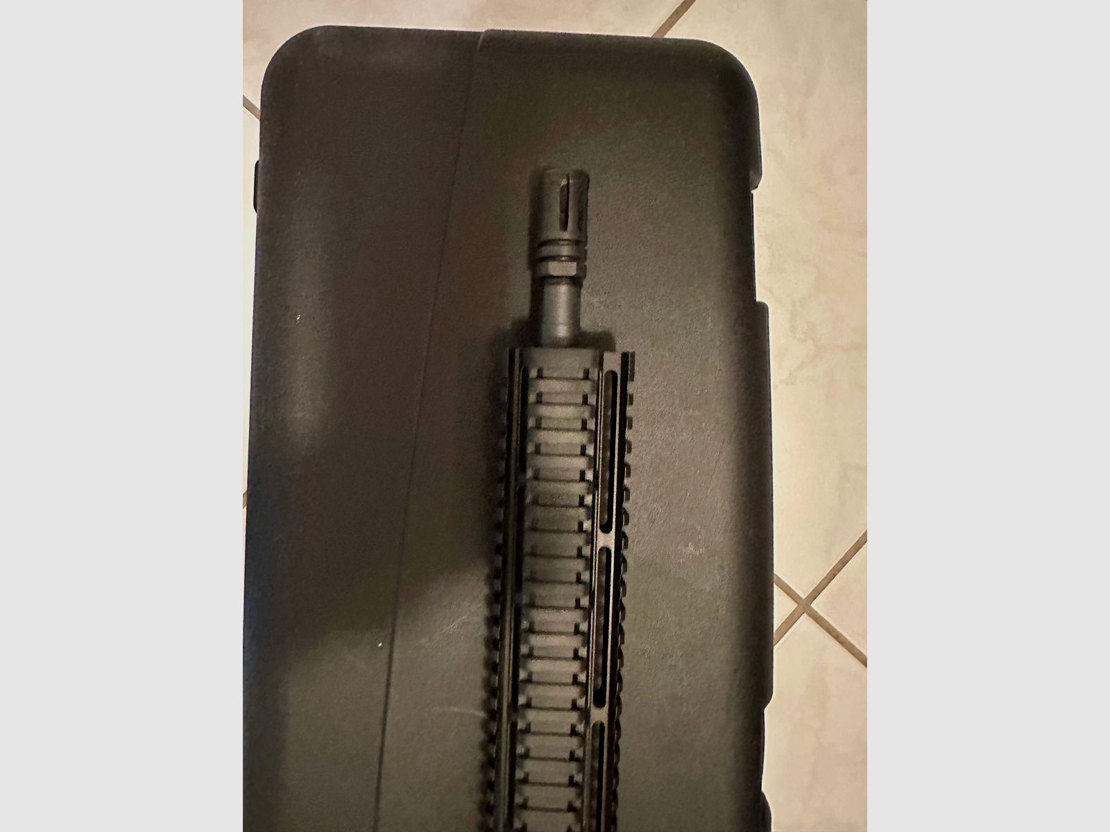 Vendo carabina semiautomática en estado casi nuevo de Hera Arms The 15th