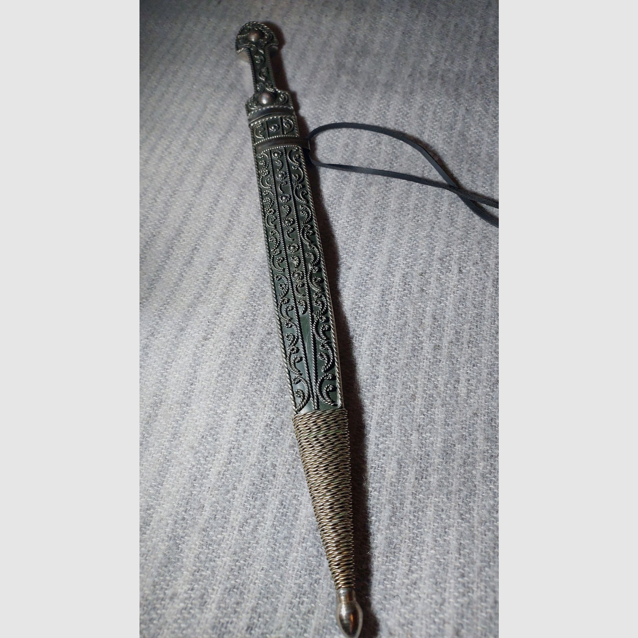 Small children's scarf (Kanjal, Kindjal, Kinschal) Qama Kama Filigree