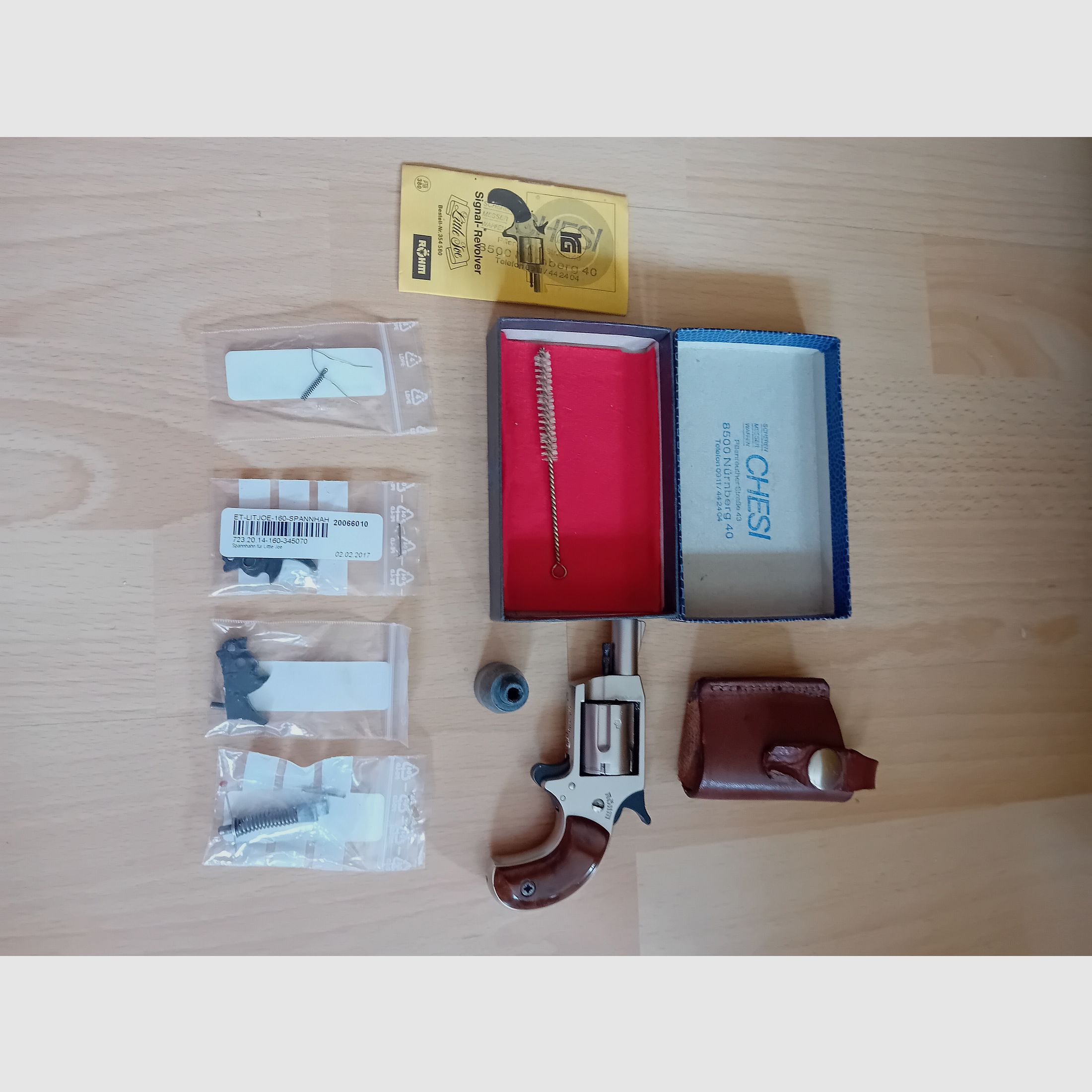 Schreckschuss-Revolver Röhm Little Joe in .22mm knall, vernickelt, Versand frei