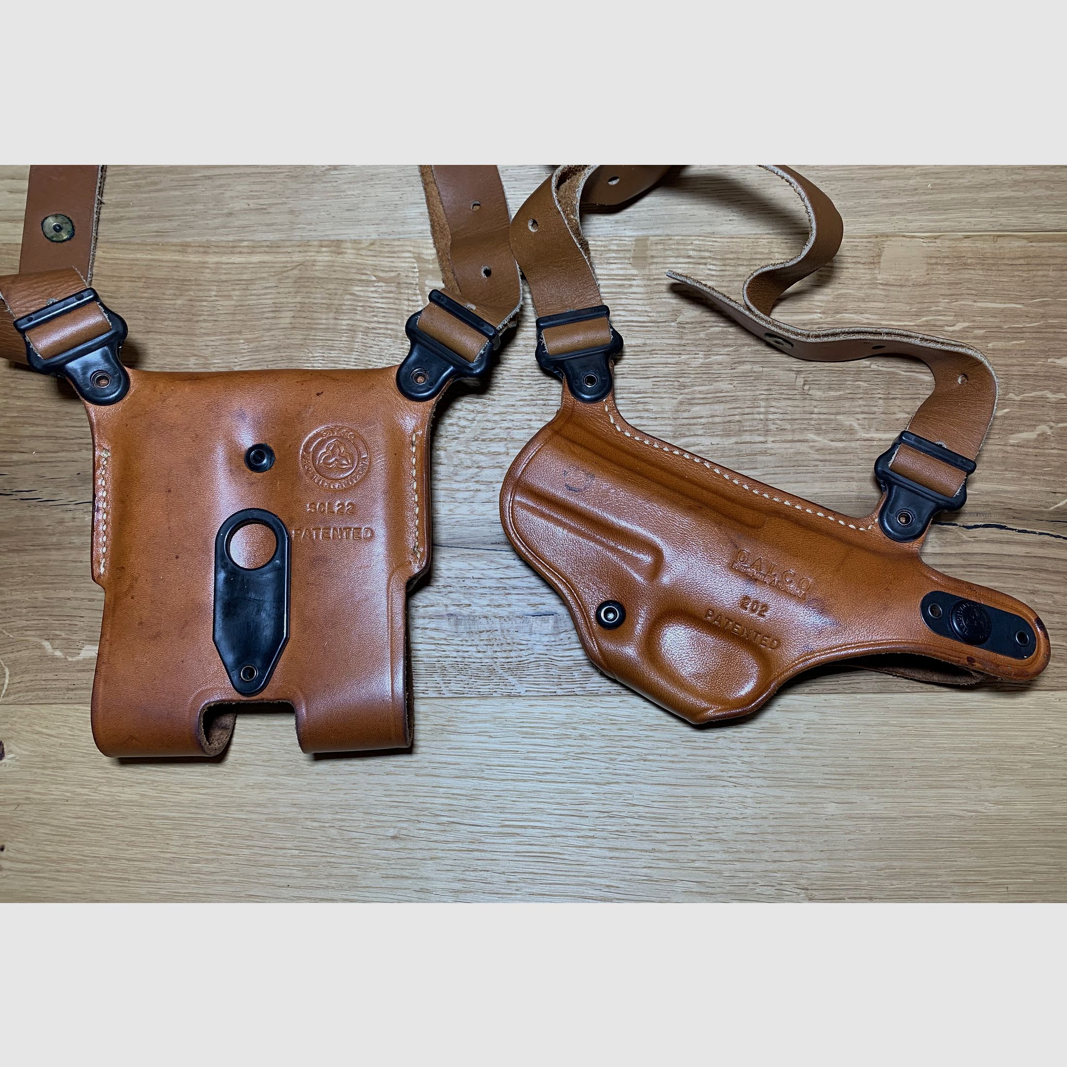 Galco shoulder holster MIAMI CLASSIC suitable for the Beretta Mod. 92 / 92F, WITHOUT pistol