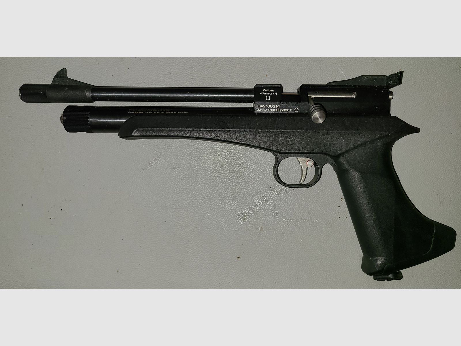 DIANA CHASER / F im 5eck / 4,5mm / LUFTPISTOLE / PISTOLE / MATCH / CO2 / SAMMLER / OHNE ZUBEHÖR / NEUWERTIG 