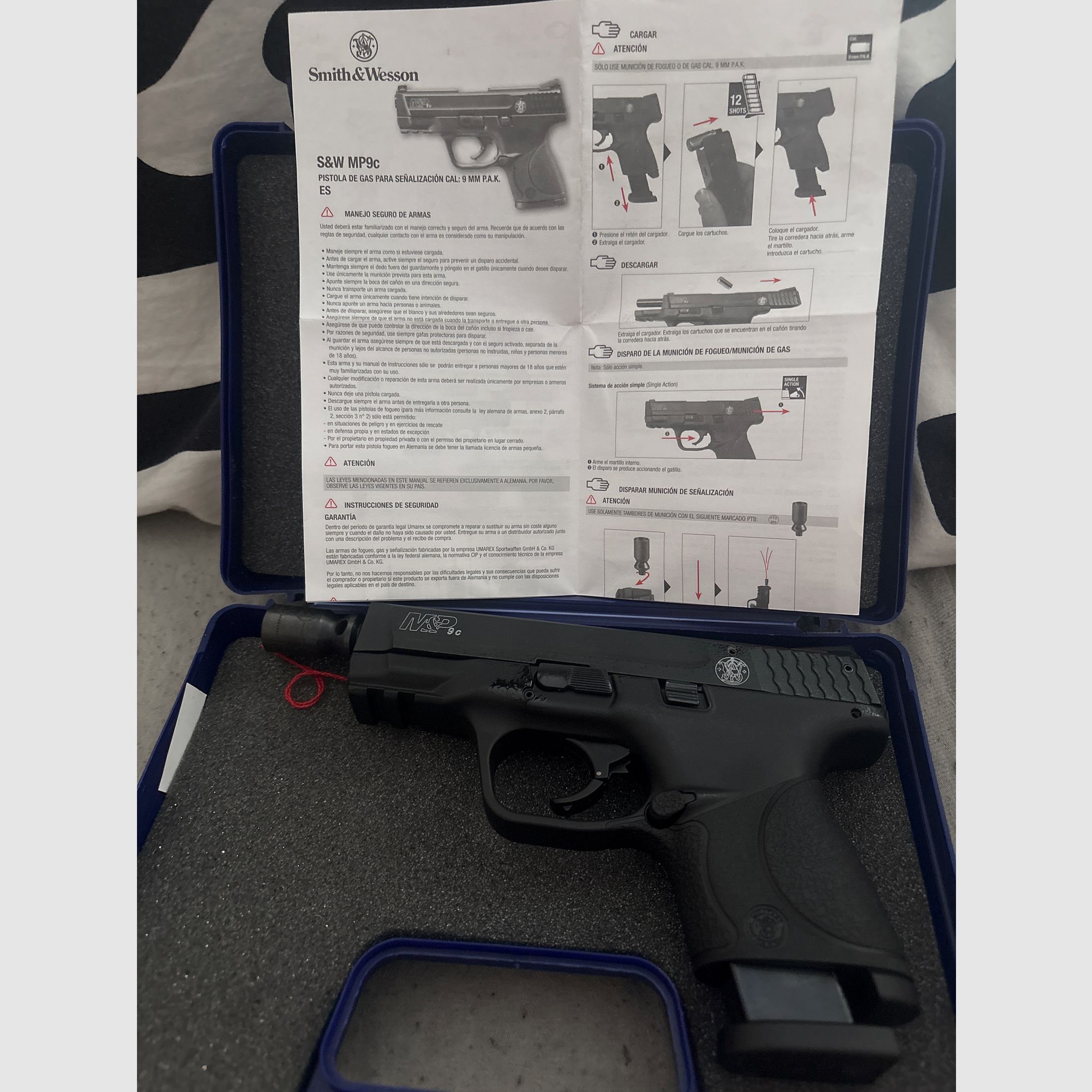 Pistolet sygnałowy Smith und Wessen MP9C