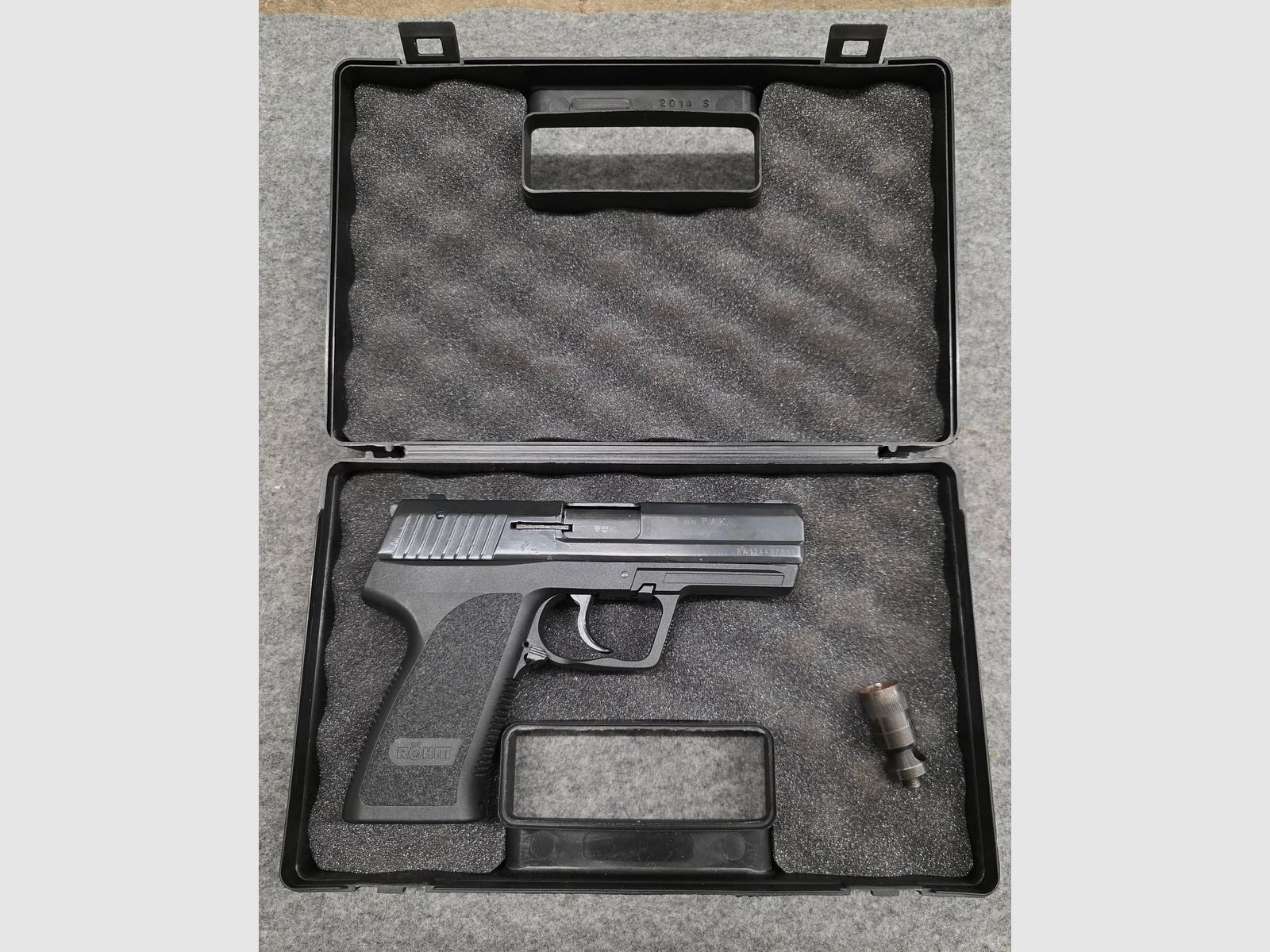 Röhm RG96 im cal.  9mm PAK Schreckschuss SRS