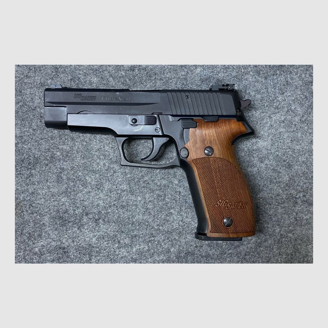 SIG Sauer P226 Sport Classic 9mmLuger