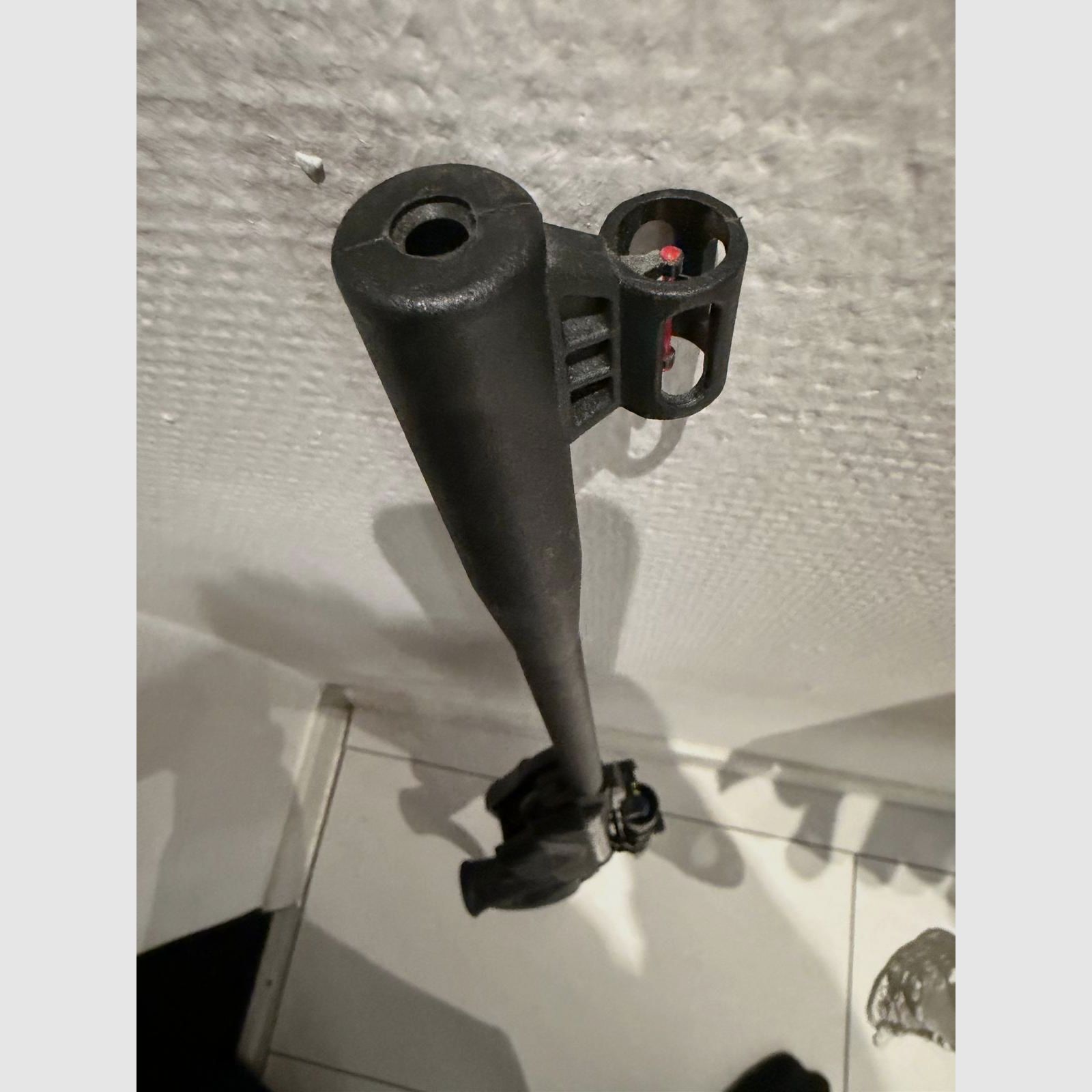 Luftgewehr mit Zielfernrohr – gepflegter Zustand