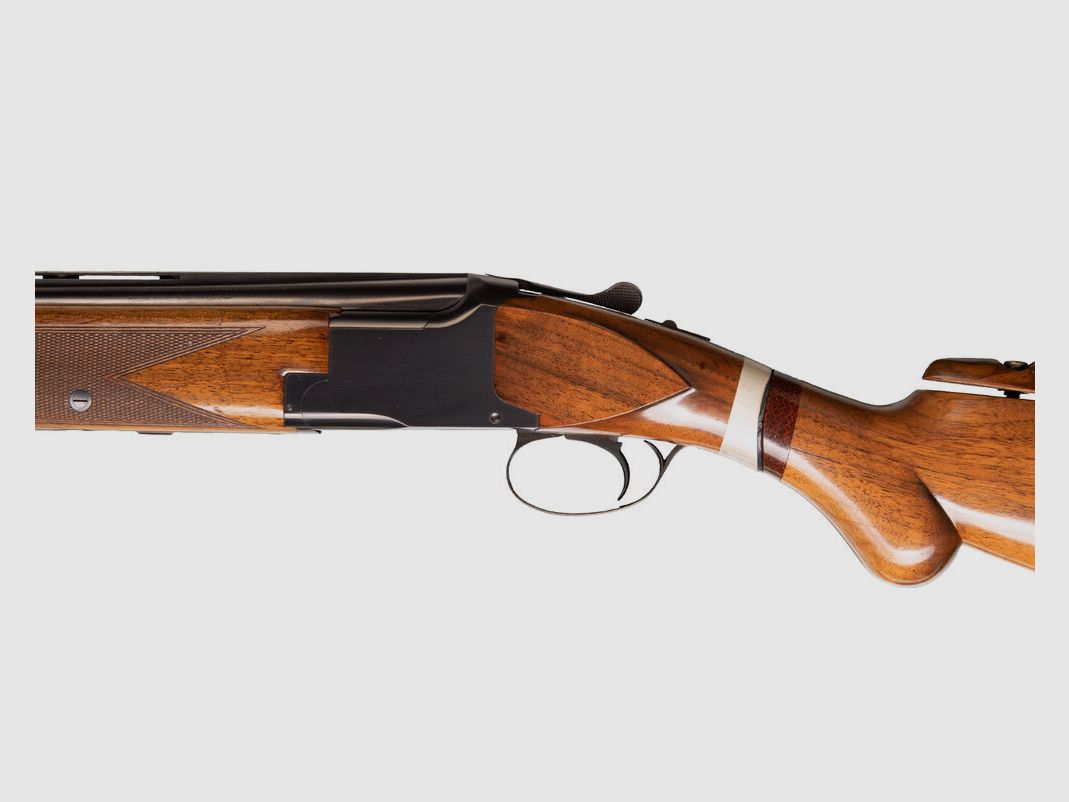 FN B25 fucile a giunto