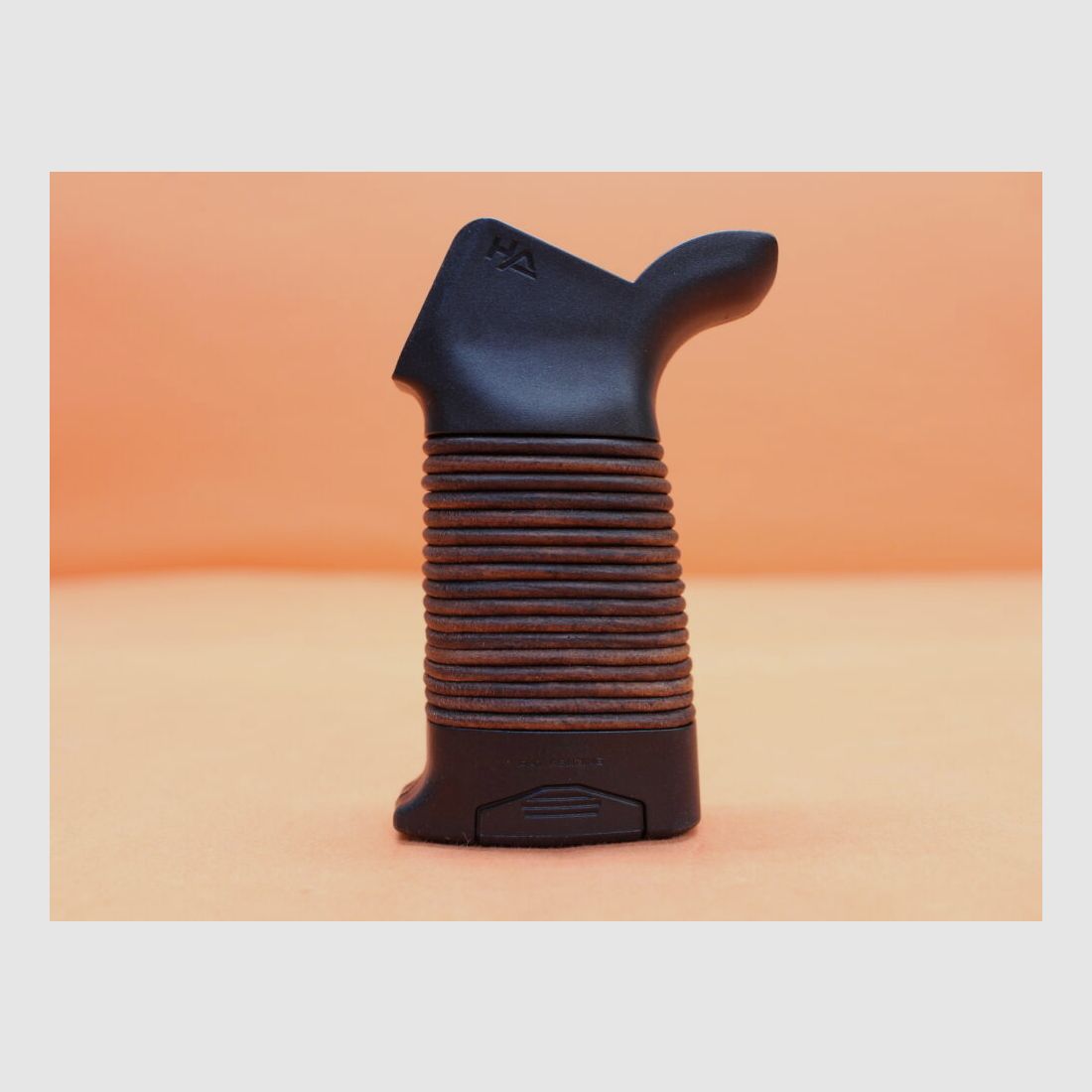 HERA AR-15: Pistol Grip HERA H15GL Leather Brown (11.08.05) Polymer/Leder