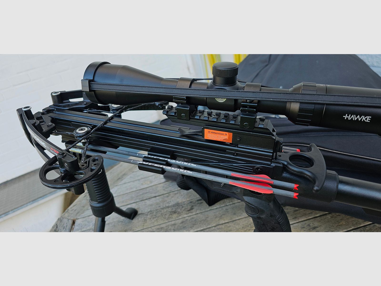 X-bow fma supersonic xl mit L Schaft und Hawk Vantage 3-9×40 Zielfernrohr
