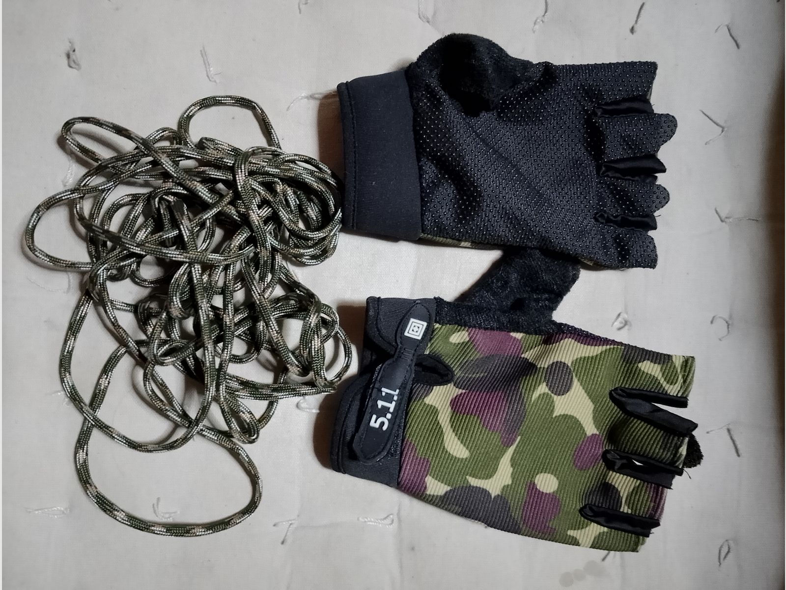 4mm paracord 7 strand rope 5m long + camouflage pattern fingerless gloves camouflage airsoft softair sniper fishing paintball