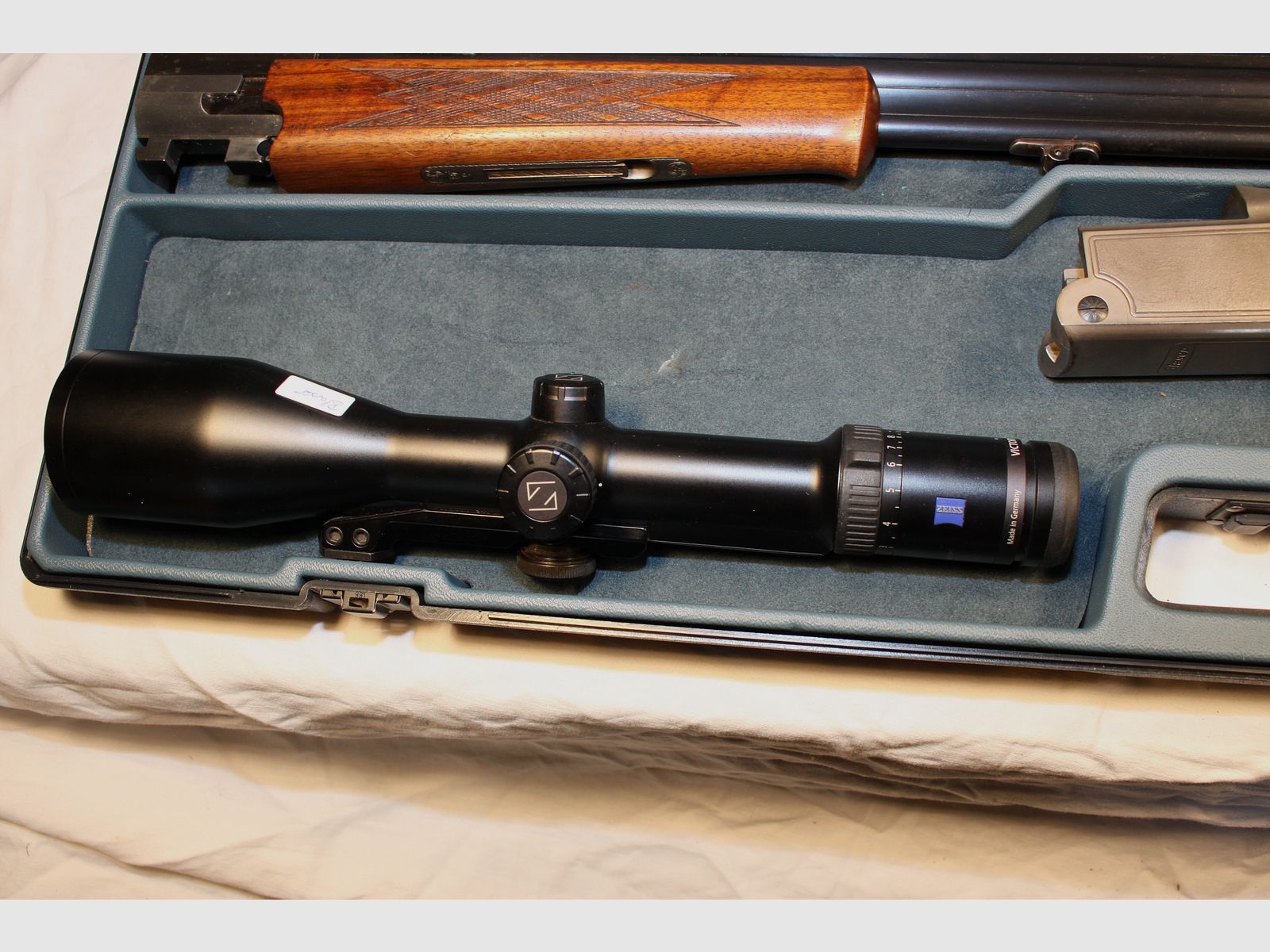 Left stock Blaser Model 700/88