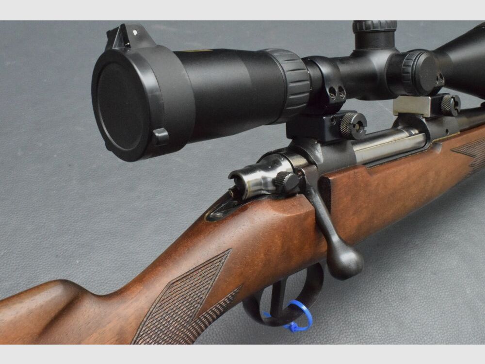 Repeater CZ Brünner rifle with scope
