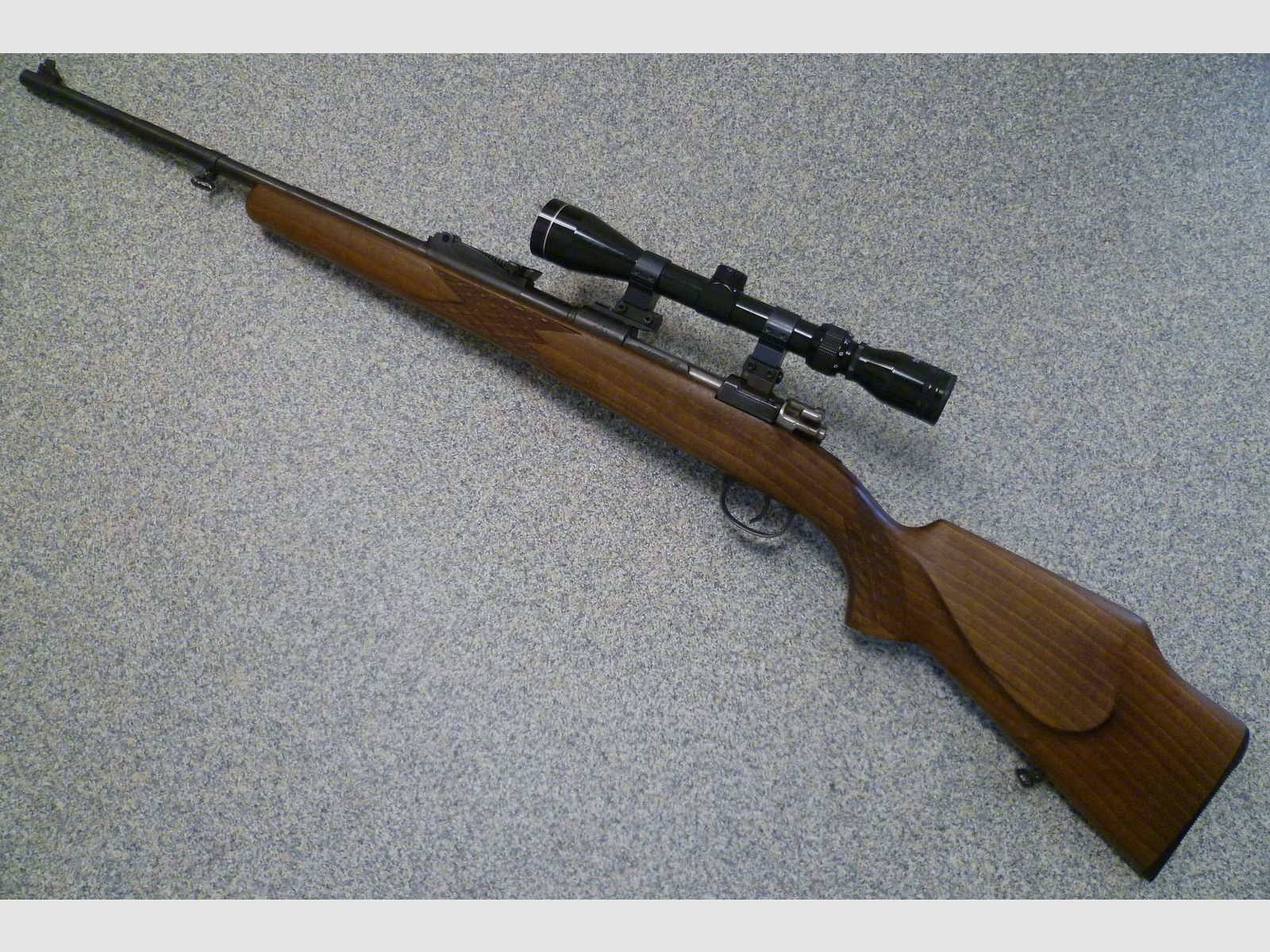 Carabine répétitrice Preduzece 44 8x57IS de chasse