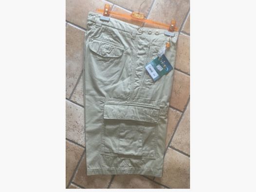 Korte broek Univers zand mod. 9955 012