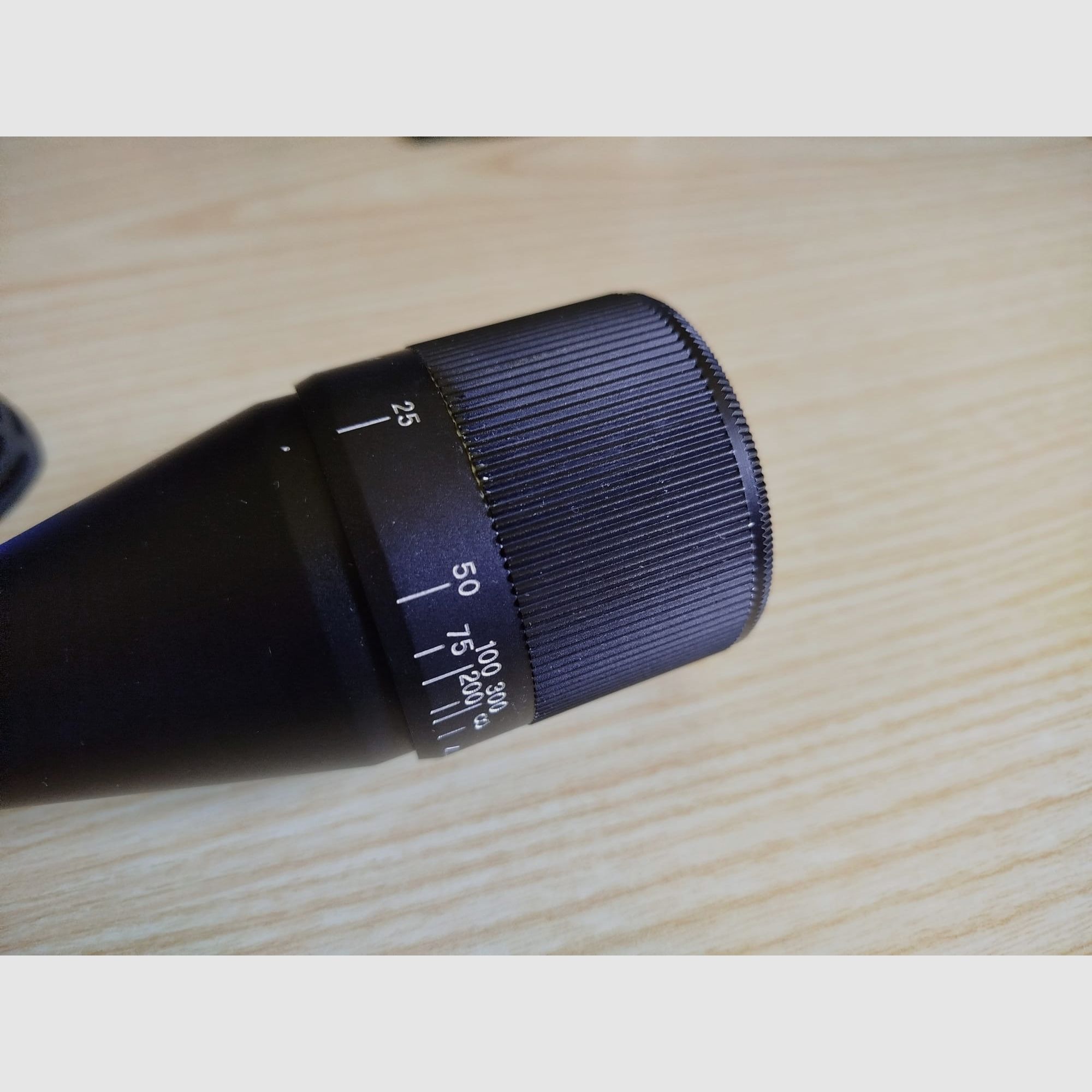 Telescopio Walther 3-9x40, come nuovo, reticolo illuminato