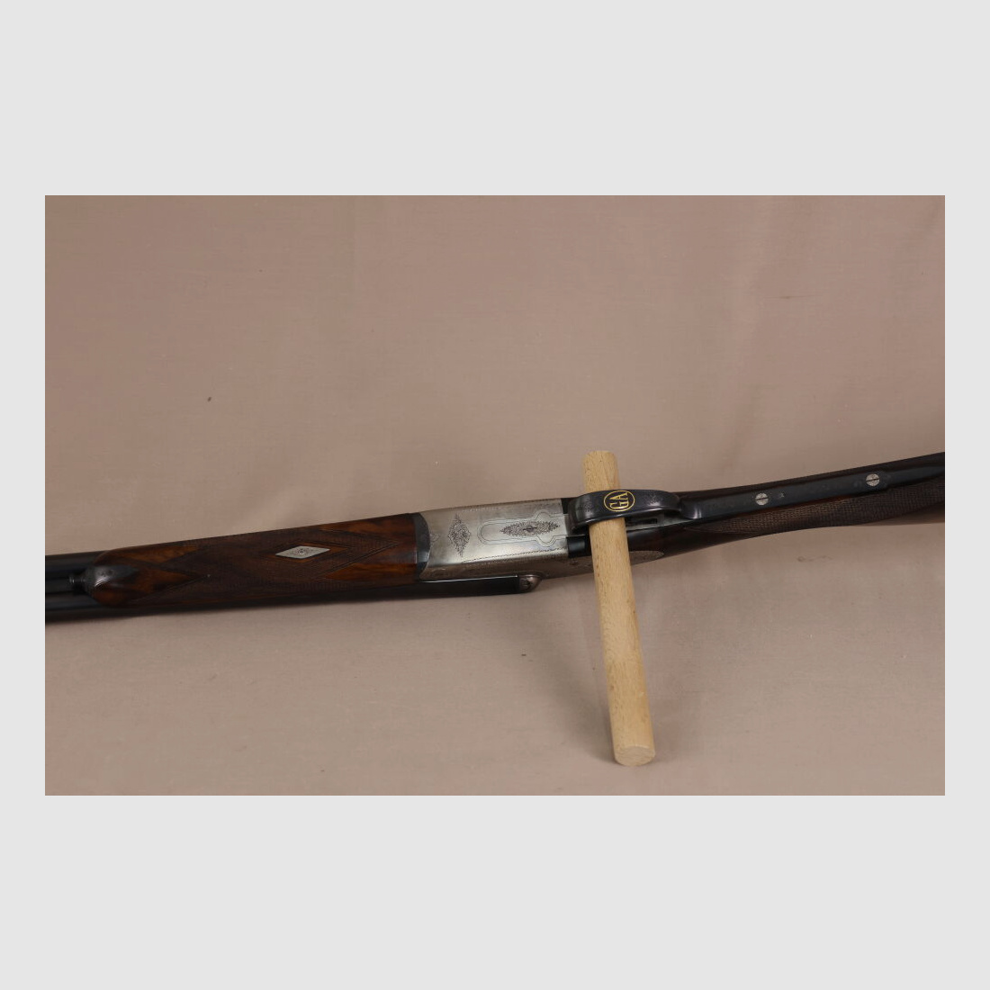 AYA - Aguirre y Aranzabal cerradura lateral escopeta de cañón plano // Madera TOP / Grabado / fabricado según las especificaciones de Augustinus von Papen!!