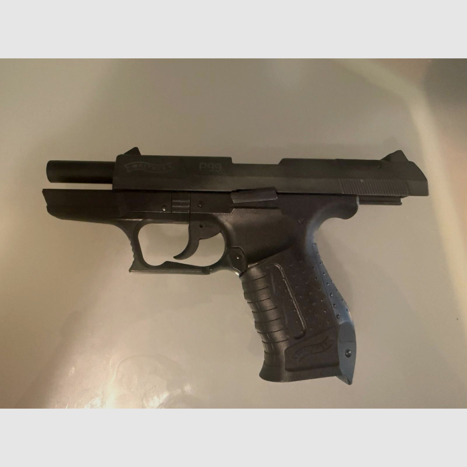 Walther P99 Schreckschuss 9mm P.A.K