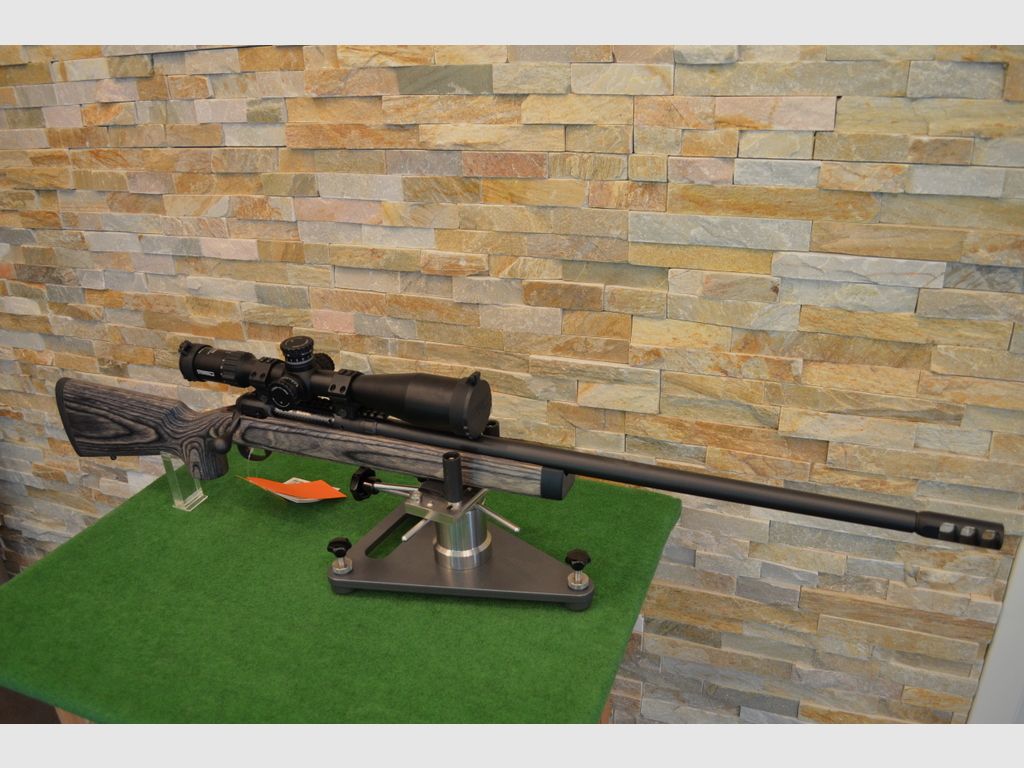 Savage Arms Model 112 Magnum Target