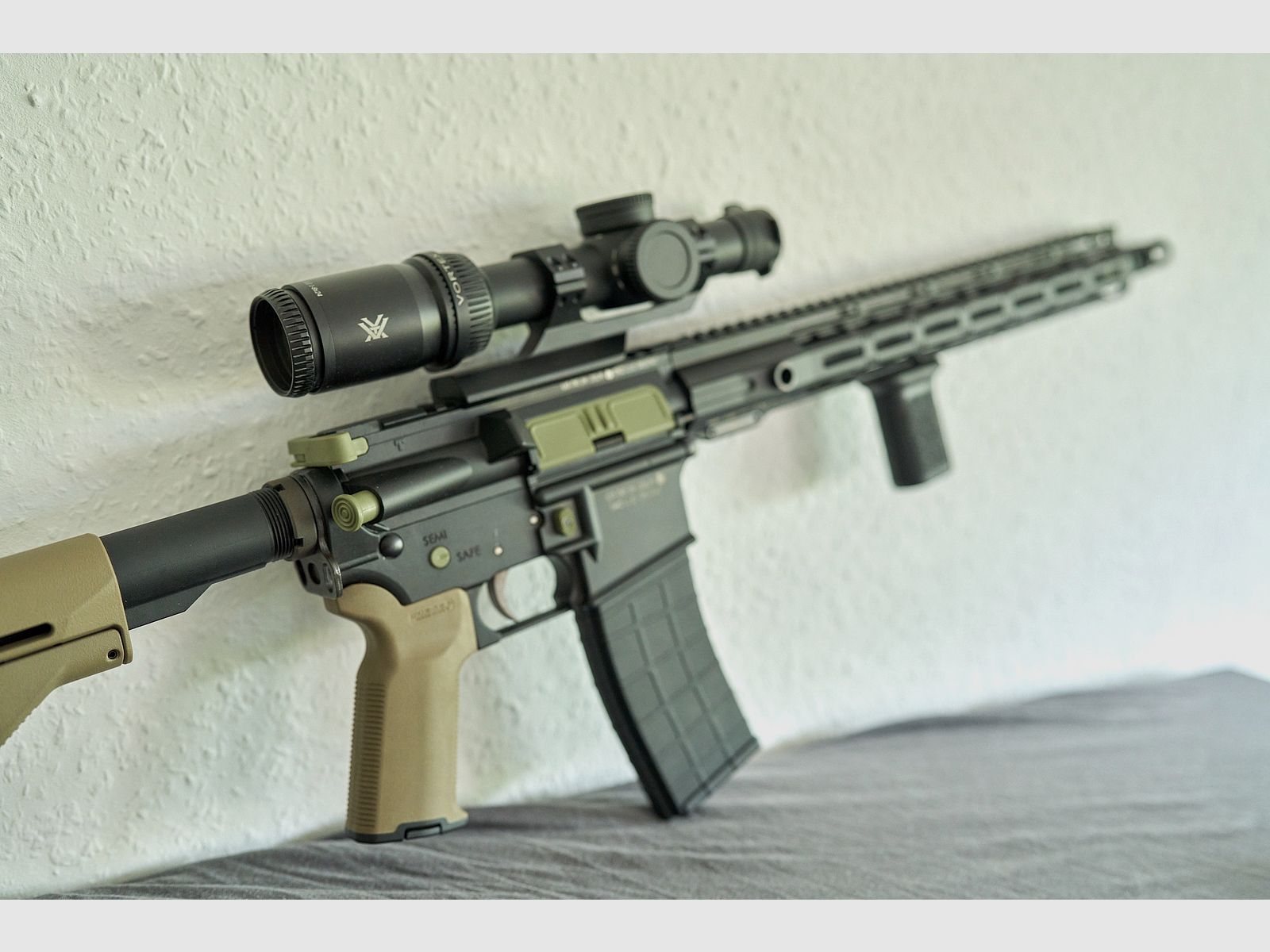 Tippmann Arms M4-22 LTE OD-Green .22 lr – ottime condizioni, circa 25 colpi, accessori Vortex/Hera/Magpul