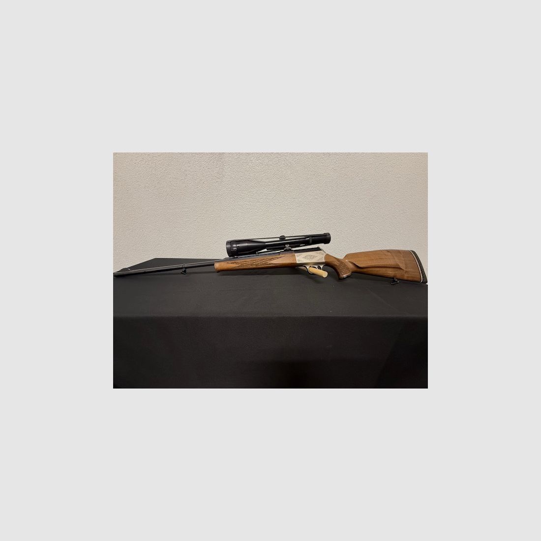 Blaser SR 830 Repetierbüchse Kaliber .300WinMag incl Swarowski und Transportkoffer 