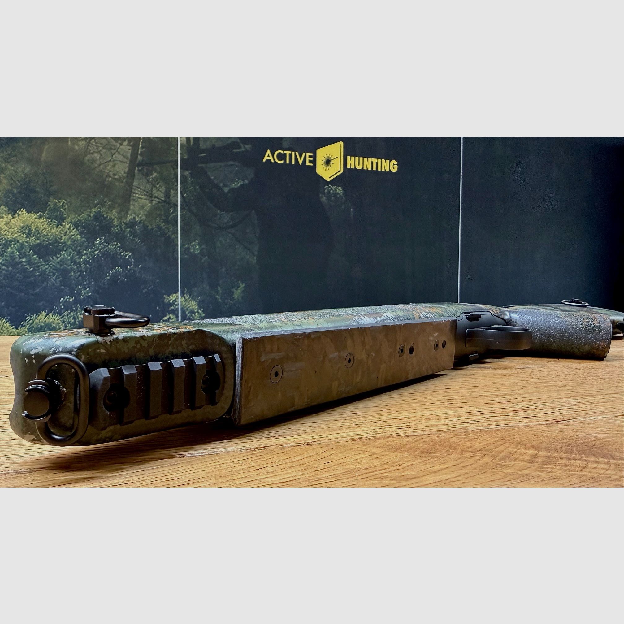 Carbonomix Hunttech inkl. Original Blaser R8 System/Gehäuse mit Abzugseinheit / Vollausstattung / NEU