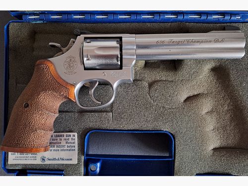 Smith & Wesson / 686 Target Champion Revolver .357 Magnum zu verkaufen.