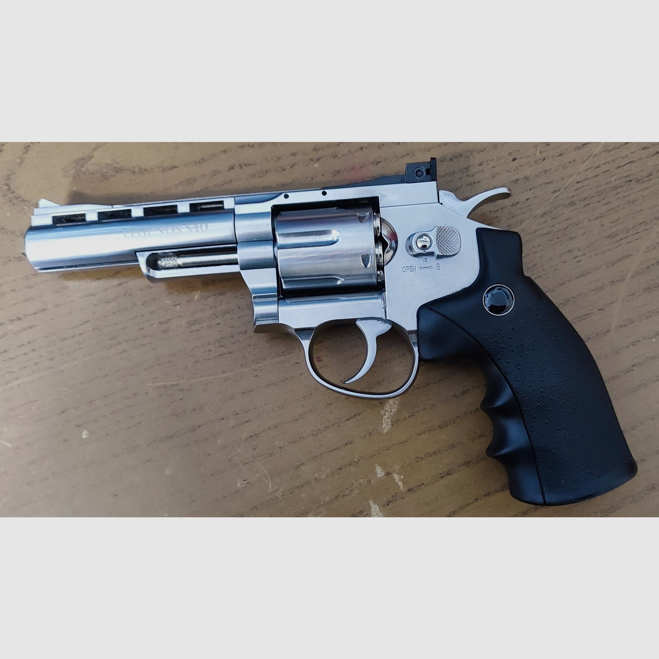 Legends - S40 CO2 Revolver Cal. 1.77 (4,5mm Diabolo)