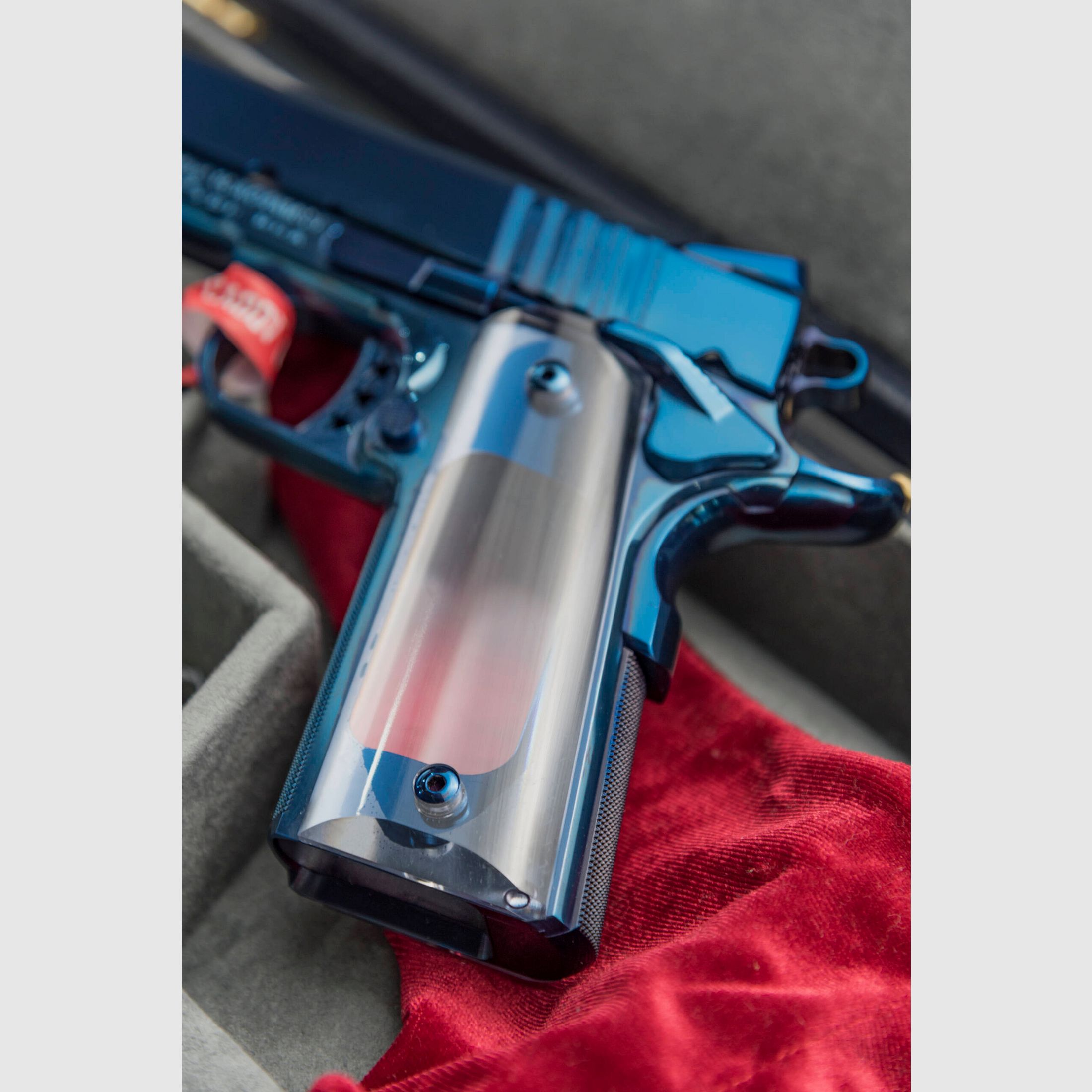 Cabot Guns Blue Deluxe Limited Edition, image 3 sur 43