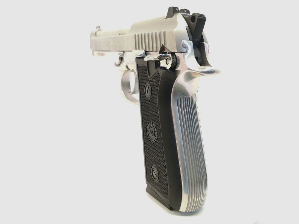 Taurus	 PT 92 AFS