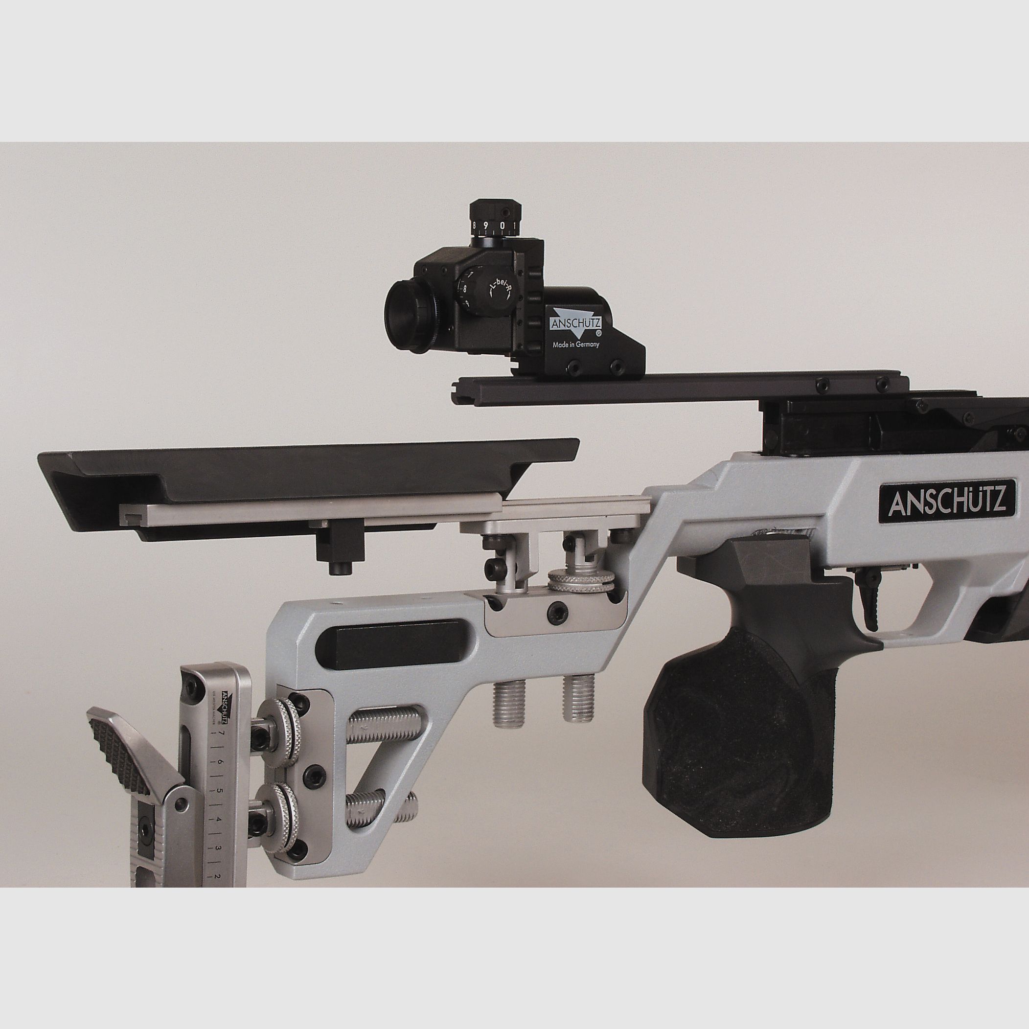 Backenverstellschiene für Schaftbacke