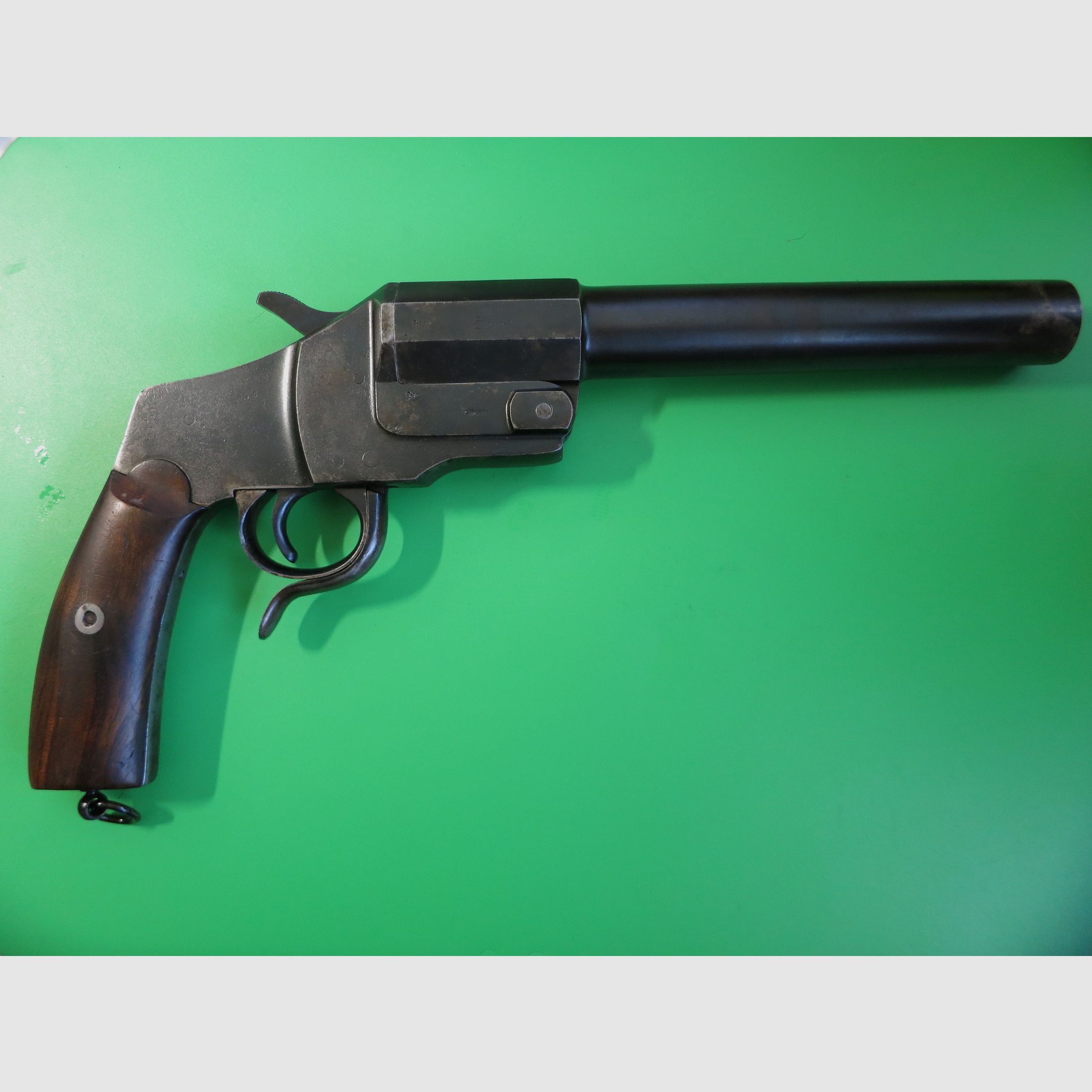 Signal pistol J.G. Anschütz model lever, caliber 4, original long version, collector's rarity #4