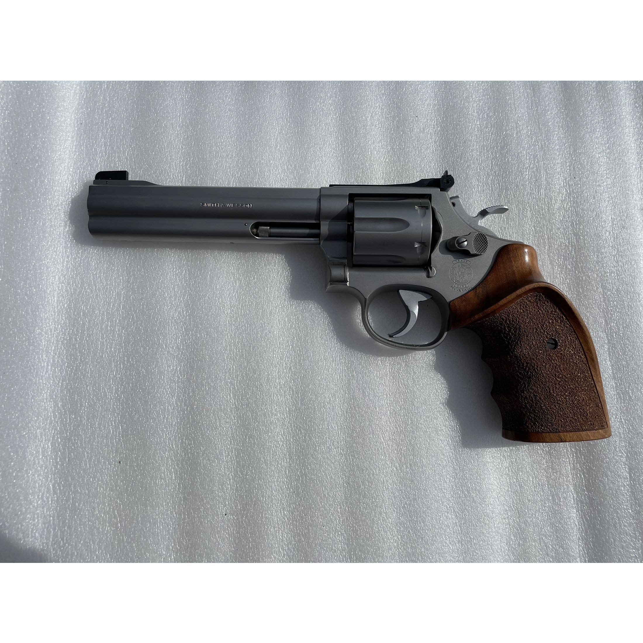 S&W Revolver Mod. 686 Target Champion, 6", cal. .357 Mag., stainl./matt