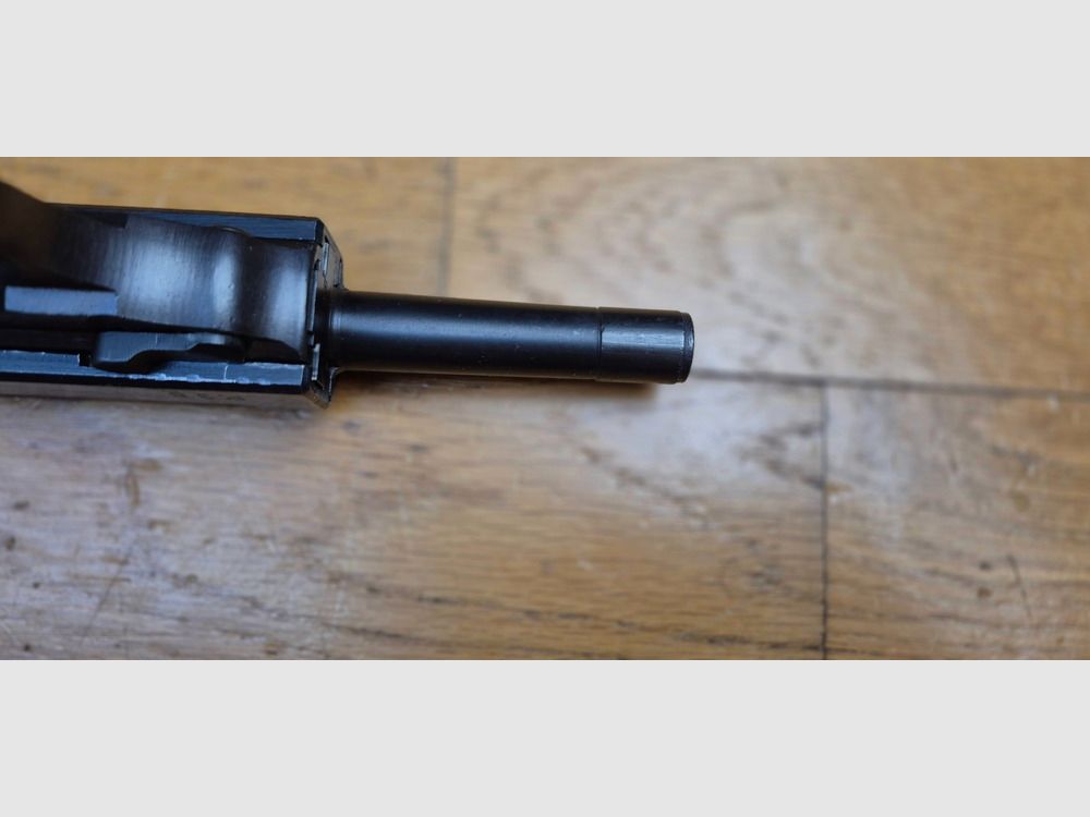 Zeer mooie Walther P38 Pistol – Gefabriceerd door Walther Zella Mehlis in Code AC – Wapen van oktober 1944 – Originele bluing van 99,5% – Onberispelijke mechanica – Mooie spiegelloop – 100% originele onderdelen – Mono-nummer behalve magazijn – Uitstekende staat – TBE++, afbeelding 14 van 27