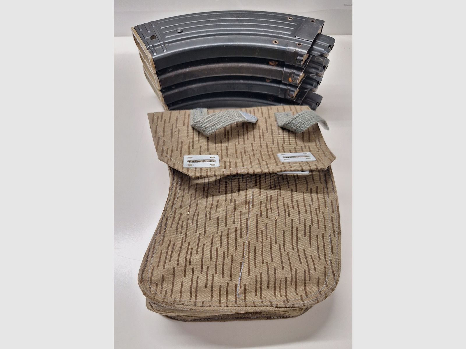 KK MPi 69 Magazine und Tasche DDR NVA keine AK47 oder AK74