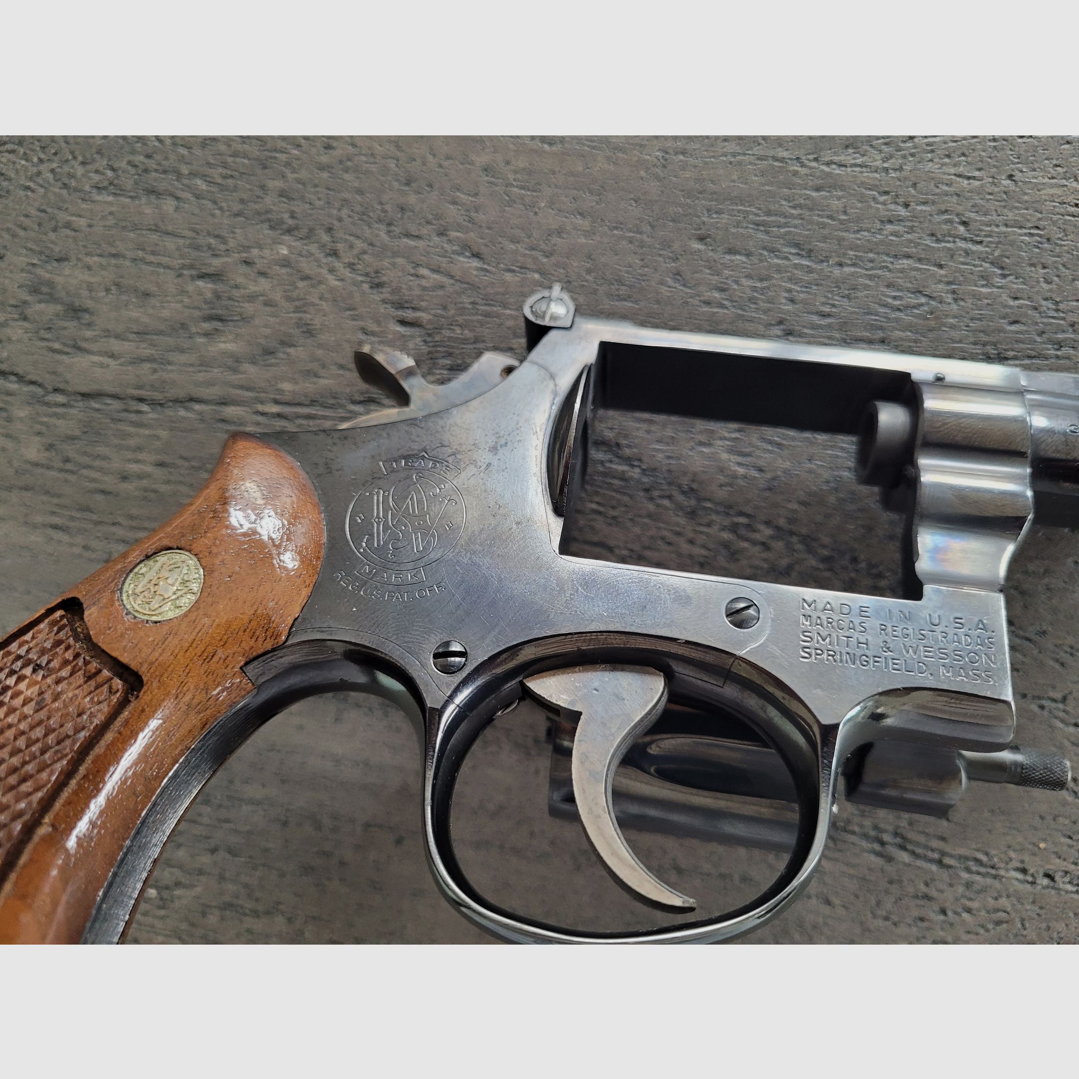 Smith & Wesson Mod. 15-3 incl. 300 rounds of ammunition