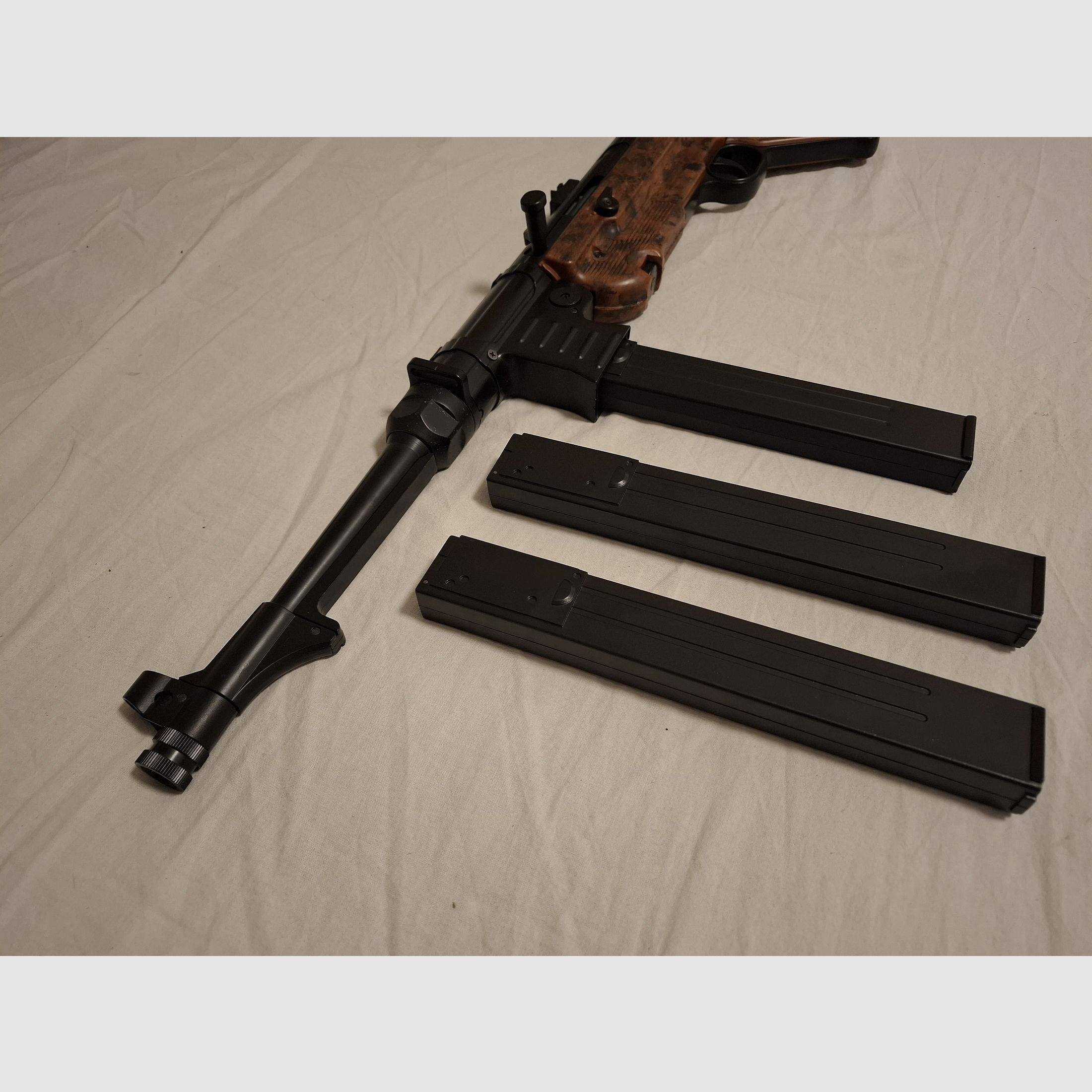 AGM MP40 Vollmetall Airsoft aeg 