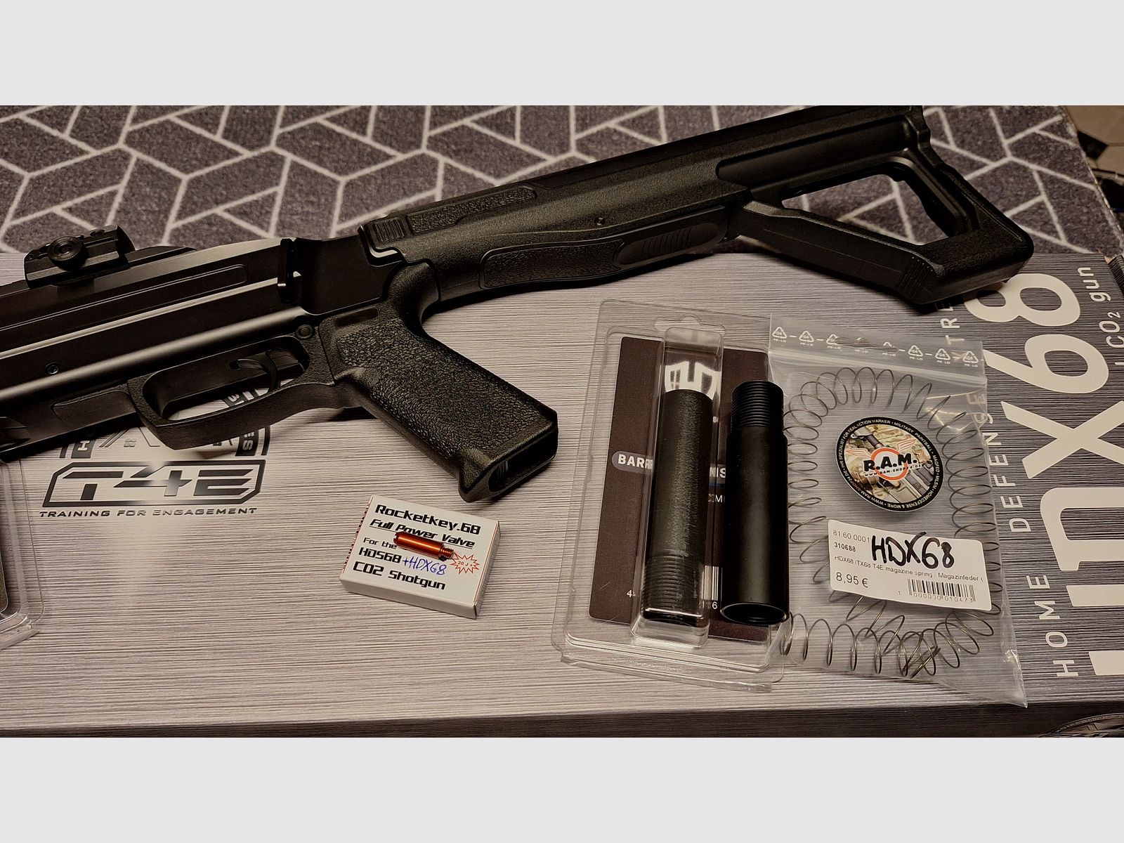 T4E HDX 68 CO2-RAM Schrotflinte .68 mit Zubehör, Munition+CO2-NEU!