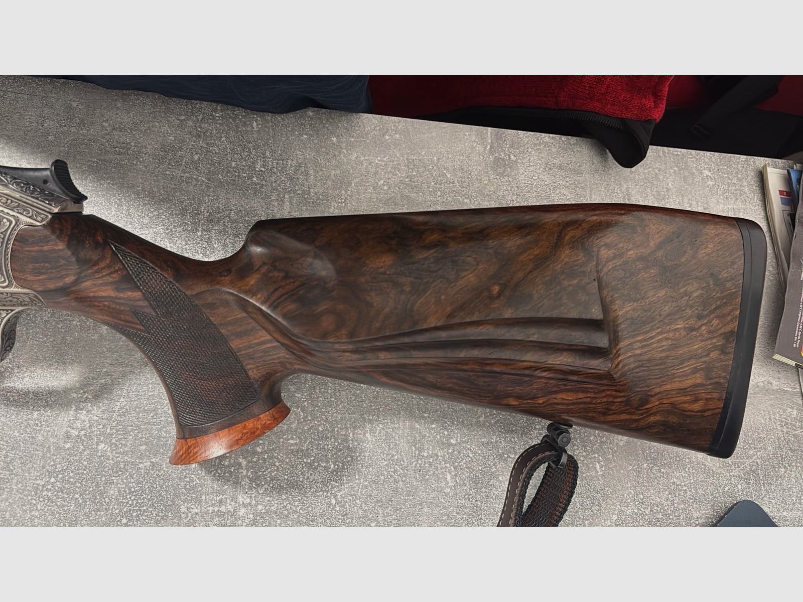 Blaser R93 mit einzigartiger Gravur 