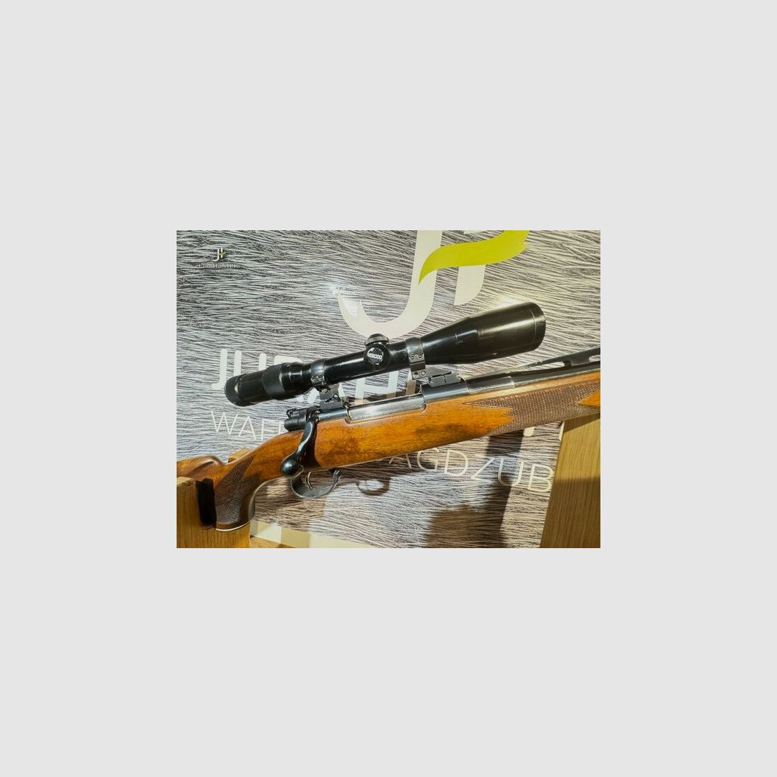 Deutsche Waffen u. Munitionswerke Berlin; 1,5-6x42 M 98