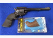 Revolver Ruger Super Blackhawk .30 Carbine 7,5" mit Hoguegriff