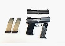 Pistola Heckler & Koch Heckler & Koch HK USP .45Auto, set con sistema intercambiabile 9mmLuger, completo