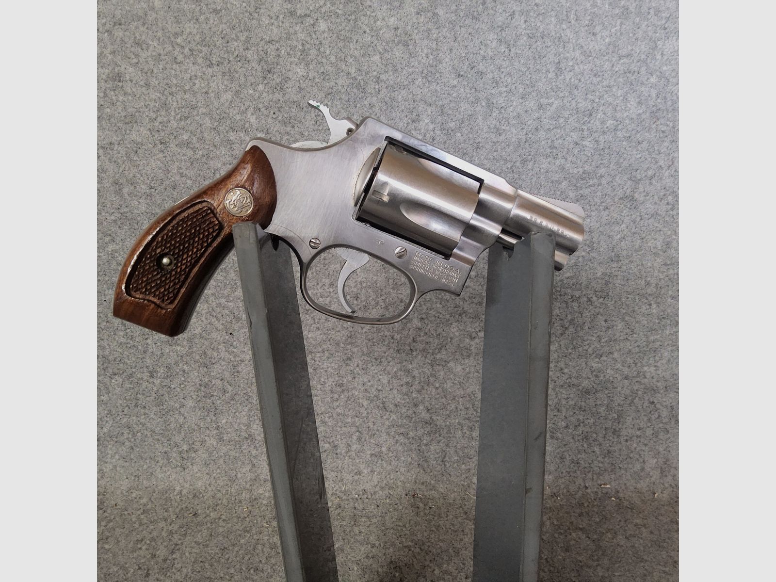 Smith & Wesson model 60