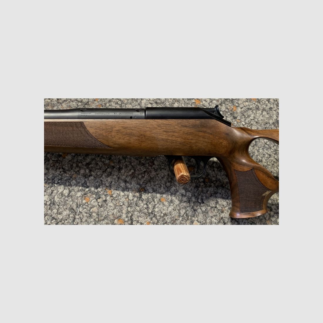 Blaser R93 9,3x62 mit Holz-Lochschaft, 50cm Lauf und Jaki Semi Classic Schalldämpfer