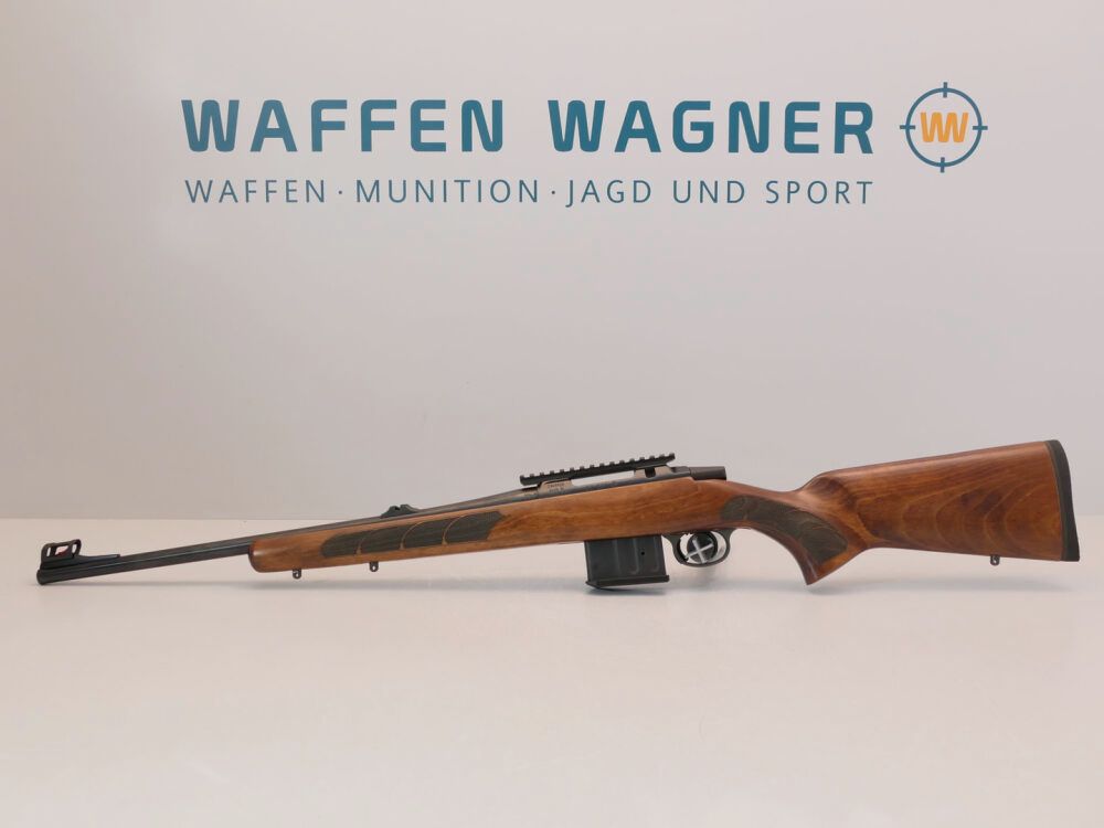 CZ 557