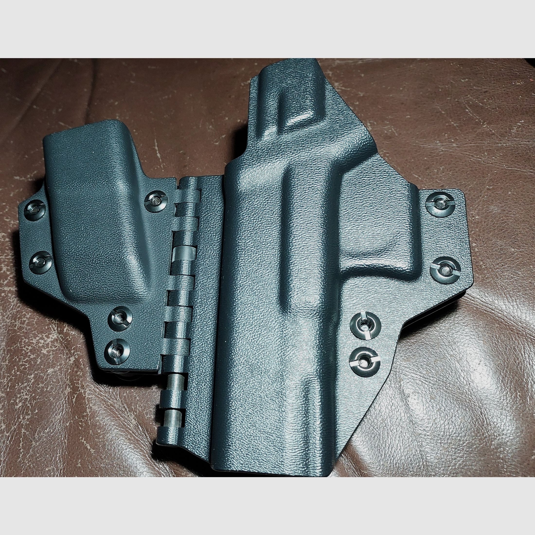 Glock 17 Gen5 Schreckschuss Pistole 9mm P.A.K. schwarz (PTB 1068) - 2 Magazine - Taktisches IWB Holster Rex Arms Sidecar