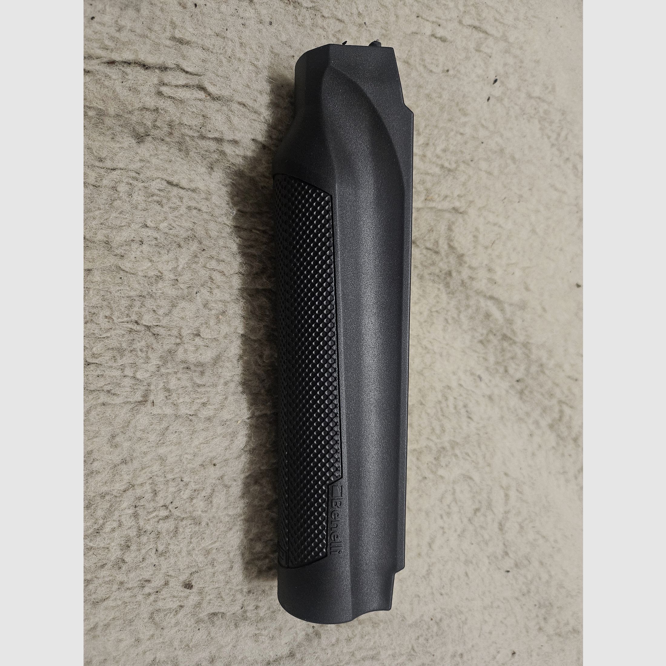 Nowy Benelli M1 i M2  przedni chwyt